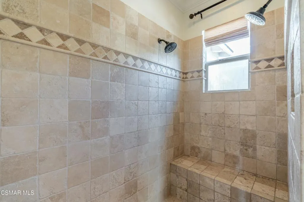 483 Via Merla, Newbury Park, California 91320 home-pic-19